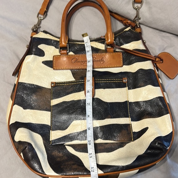 Zebra Print Dooney and Bourke bag - Picture 5 of 5